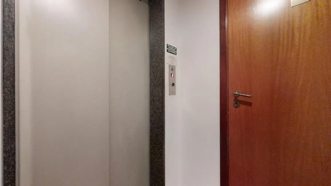 Apartamento com 3 quartos à venda, 120m2 em Moema, São Paulo - SP - imagem 6 Foto 6 de Apartamento com 3 quartos à venda, 120m2 em Moema, São Paulo - SP