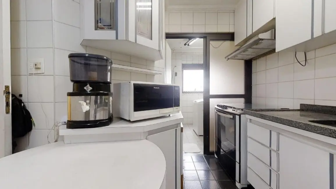 Apartamento com 3 quartos à venda, 120m2 em Moema, São Paulo - SP - imagem 9 Foto 9 de Apartamento com 3 quartos à venda, 120m2 em Moema, São Paulo - SP