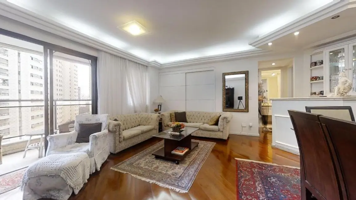 Apartamento com 3 quartos à venda, 120m2 em Moema, São Paulo - SP - imagem 1 Foto 1 de Apartamento com 3 quartos à venda, 120m2 em Moema, São Paulo - SP