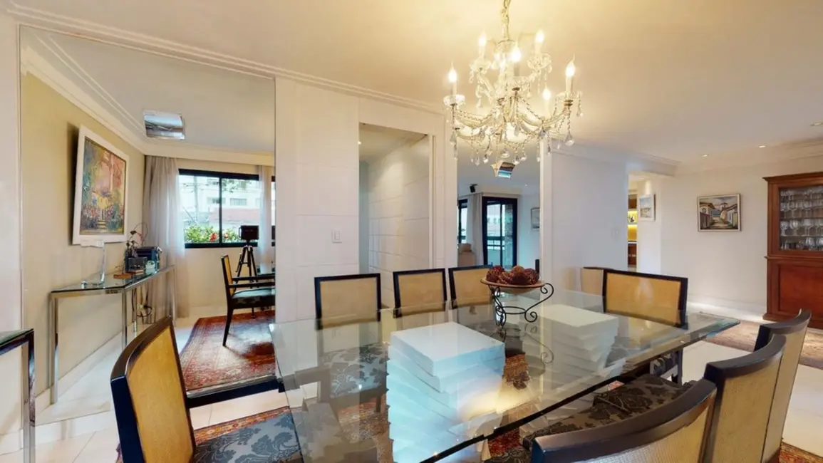 Foto 4 de Apartamento com 4 quartos à venda, 225m2 em Moema, São Paulo - SP