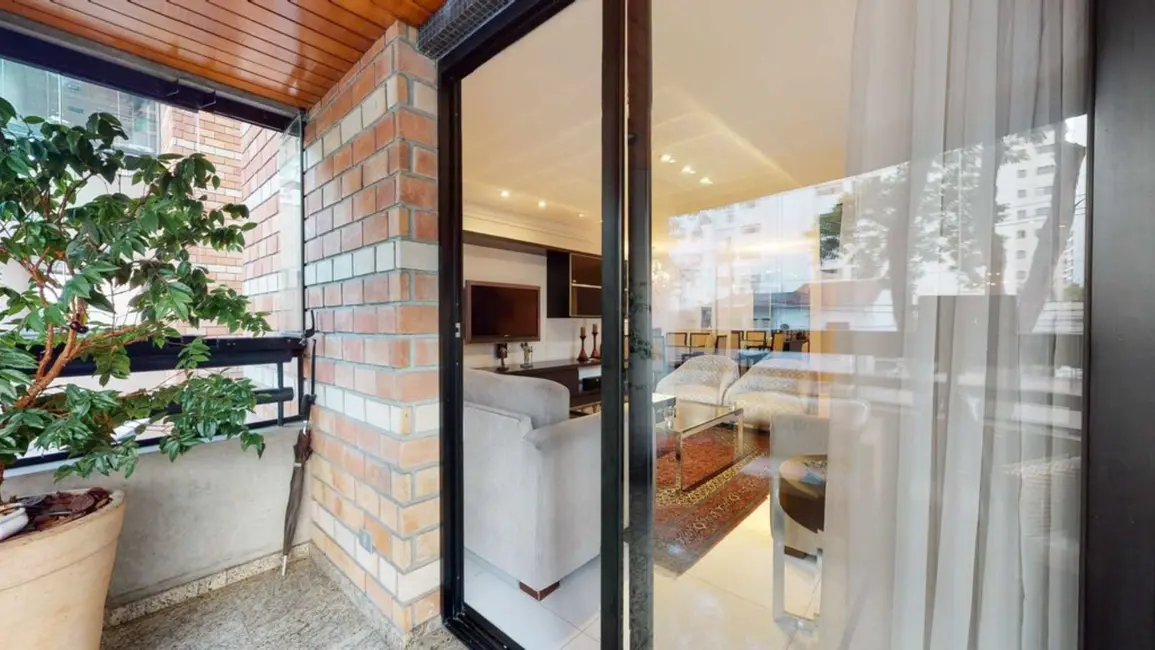 Foto 2 de Apartamento com 4 quartos à venda, 225m2 em Moema, São Paulo - SP