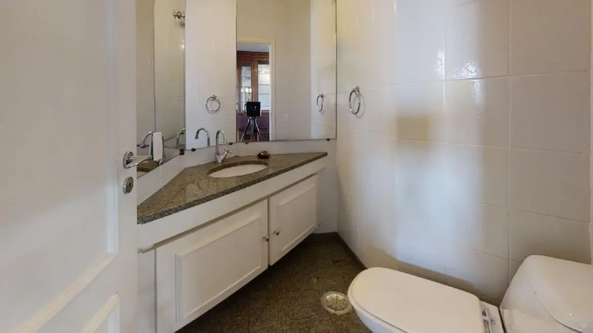 Foto 3 de Apartamento com 3 quartos à venda, 230m2 em Moema, São Paulo - SP