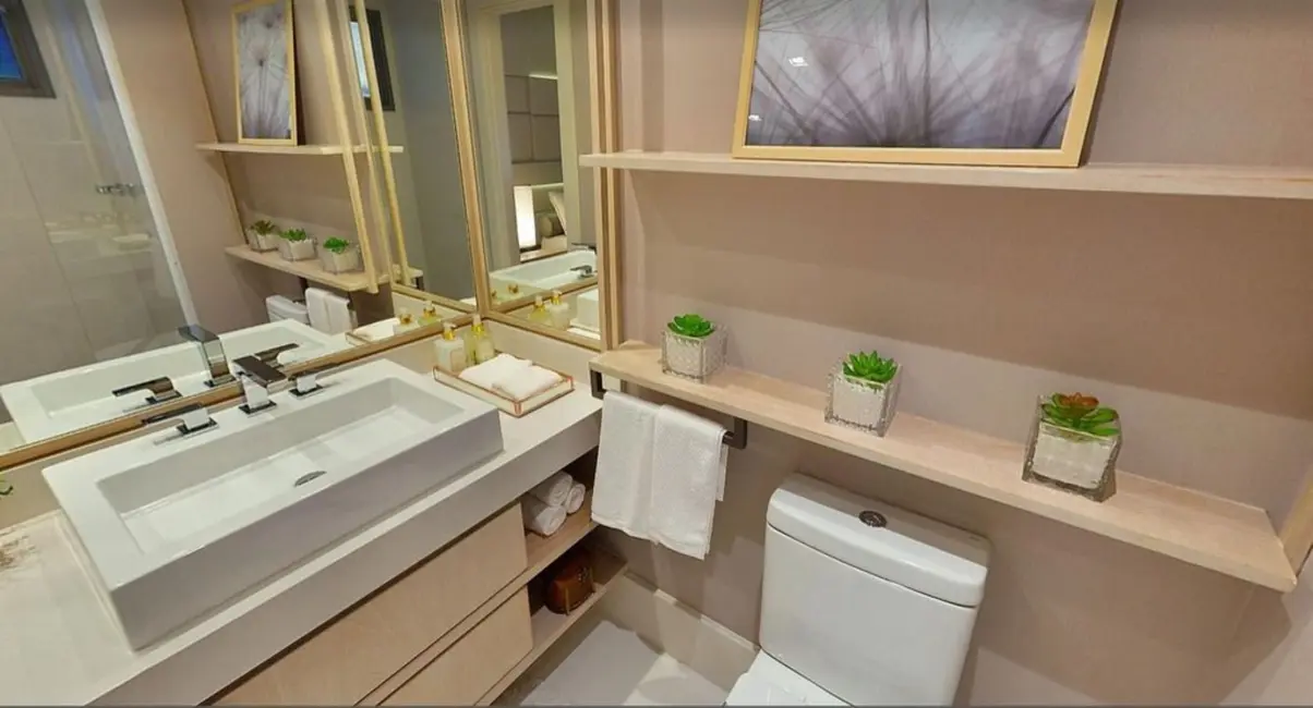 Foto 2 de Apartamento com 2 quartos à venda, 71m2 em Moema, São Paulo - SP