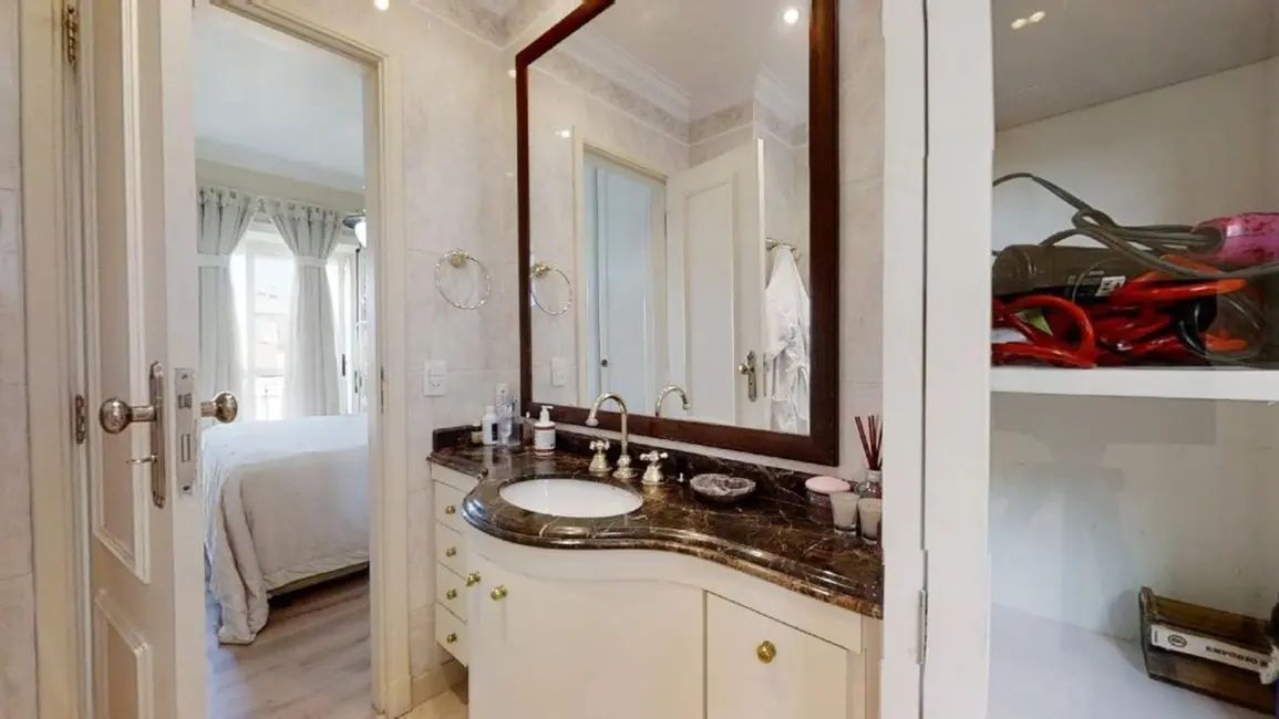 Foto 3 de Apartamento com 4 quartos à venda, 256m2 em Moema, São Paulo - SP