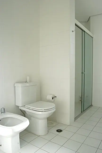 Apartamento com 4 quartos à venda, 344m2 em Moema, São Paulo - SP - imagem 3 Foto 3 de Apartamento com 4 quartos à venda, 344m2 em Moema, São Paulo - SP
