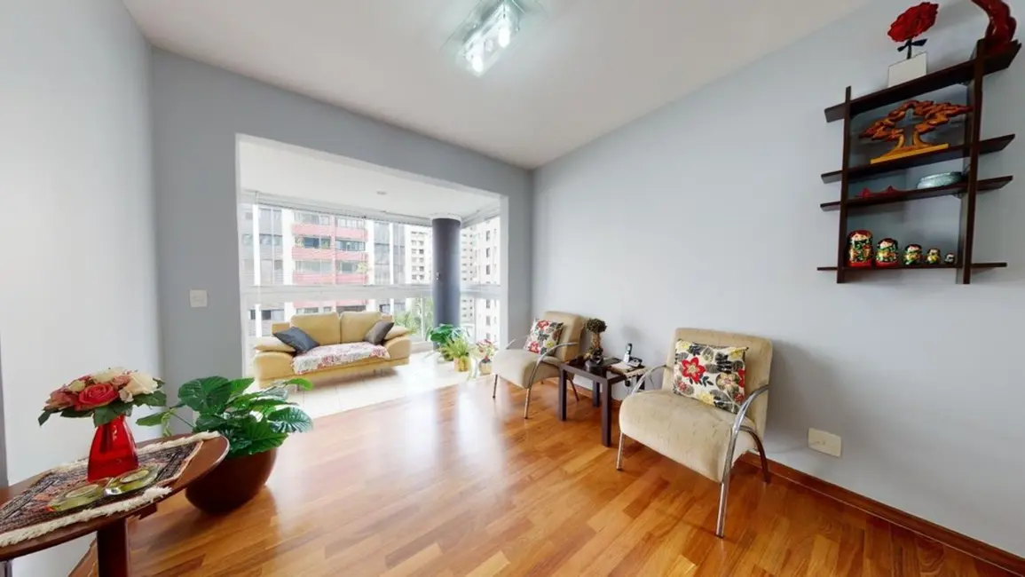 Apartamento com 3 quartos à venda, 124m2 em Moema, São Paulo - SP - imagem 5 Foto 5 de Apartamento com 3 quartos à venda, 124m2 em Moema, São Paulo - SP
