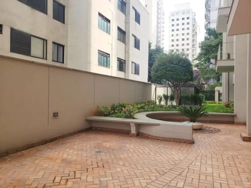 Apartamento com 2 quartos à venda, 85m2 em Moema, São Paulo - SP - imagem 5 Foto 5 de Apartamento com 2 quartos à venda, 85m2 em Moema, São Paulo - SP
