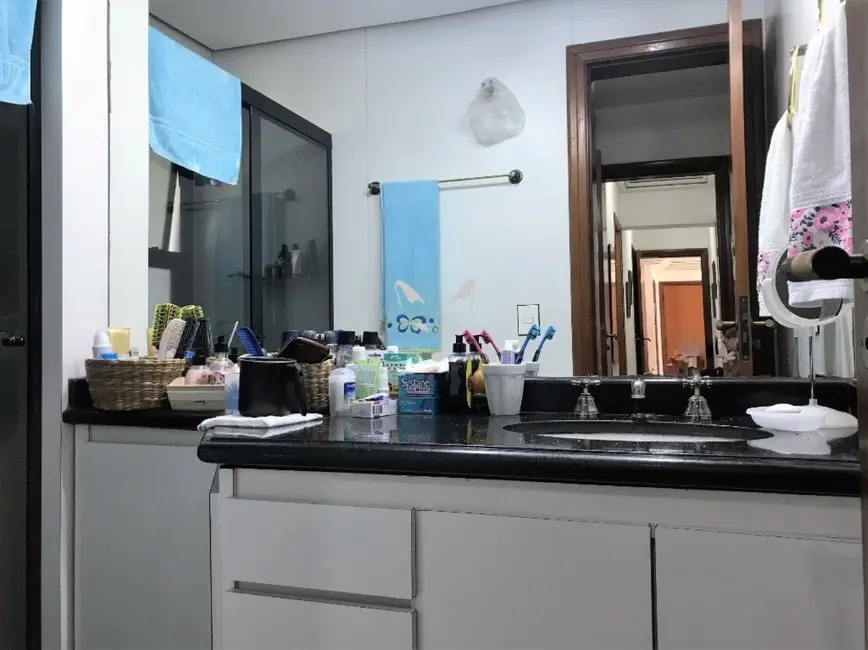 Foto 2 de Apartamento com 3 quartos à venda, 125m2 em Moema, São Paulo - SP