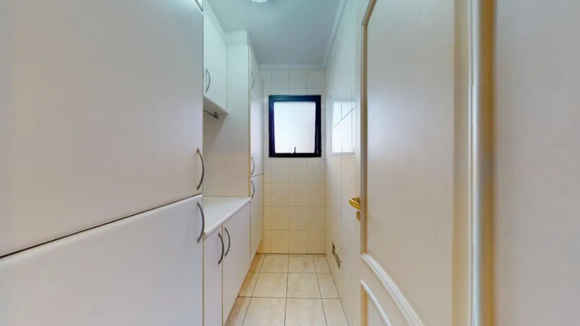 Apartamento com 3 quartos à venda, 202m2 em Moema, São Paulo - SP - imagem 9 Foto 9 de Apartamento com 3 quartos à venda, 202m2 em Moema, São Paulo - SP