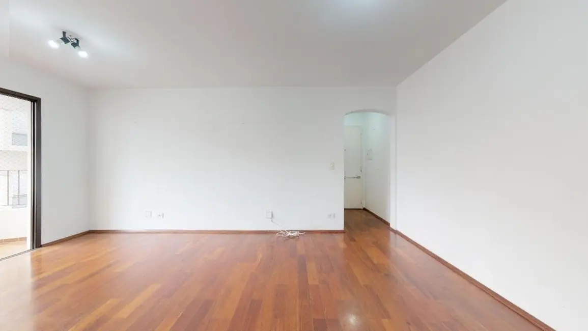Apartamento com 2 quartos à venda, 70m2 em Moema, São Paulo - SP - imagem 8 Foto 8 de Apartamento com 2 quartos à venda, 70m2 em Moema, São Paulo - SP