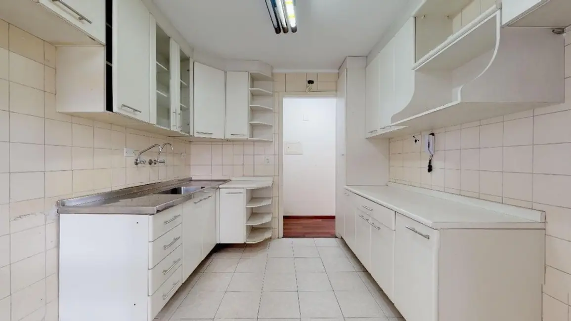 Apartamento com 2 quartos à venda, 70m2 em Moema, São Paulo - SP - imagem 5 Foto 5 de Apartamento com 2 quartos à venda, 70m2 em Moema, São Paulo - SP