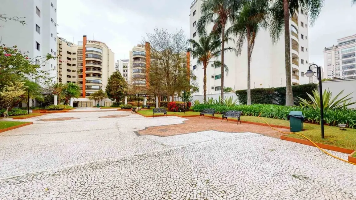 Apartamento com 3 quartos à venda, 193m2 em Lapa, São Paulo - SP - imagem 9 Foto 9 de Apartamento com 3 quartos à venda, 193m2 em Lapa, São Paulo - SP
