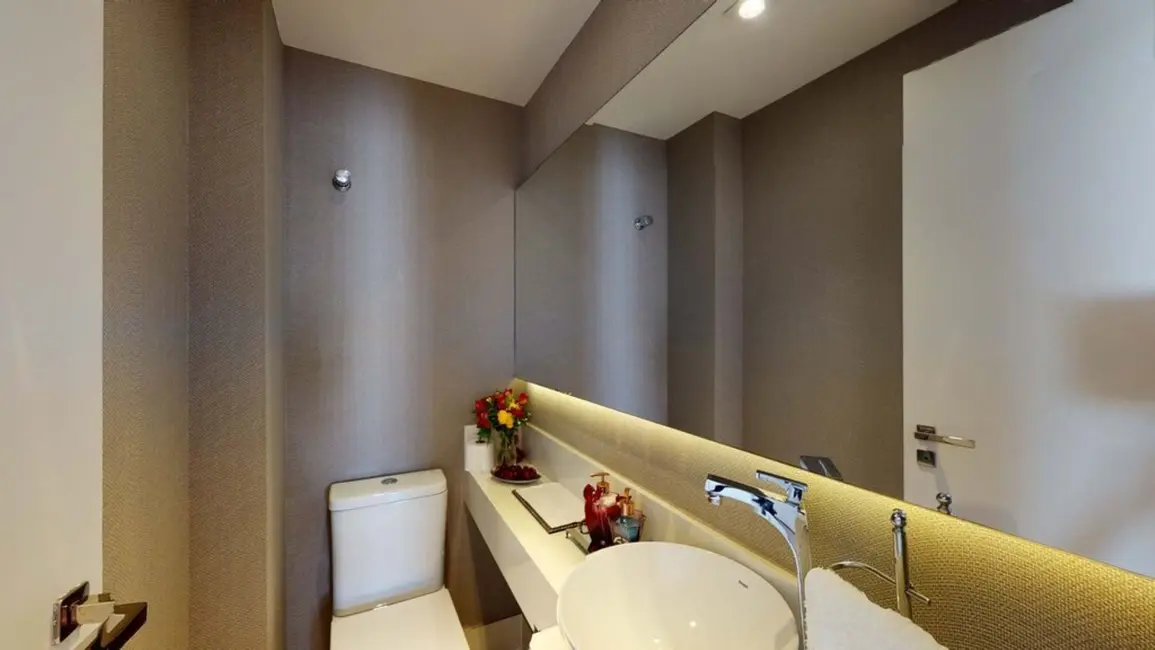 Foto 2 de Apartamento com 2 quartos à venda, 142m2 em Moema, São Paulo - SP