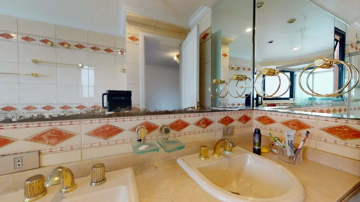 Apartamento com 4 quartos à venda, 227m2 em Moema, São Paulo - SP - imagem 4 Foto 4 de Apartamento com 4 quartos à venda, 227m2 em Moema, São Paulo - SP