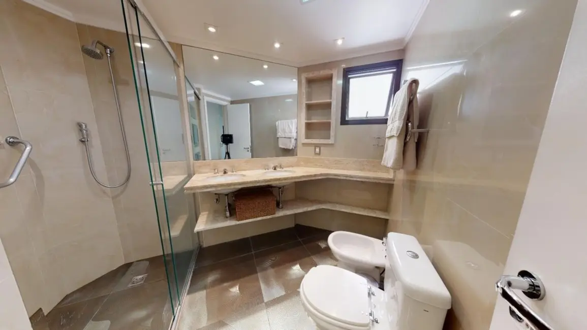 Apartamento com 3 quartos à venda, 120m2 em Moema, São Paulo - SP - imagem 4 Foto 4 de Apartamento com 3 quartos à venda, 120m2 em Moema, São Paulo - SP