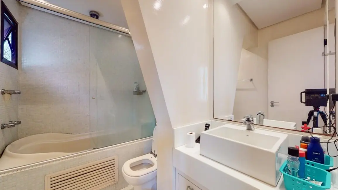 Apartamento com 3 quartos à venda, 142m2 em Itaim Bibi, São Paulo - SP - imagem 4 Foto 4 de Apartamento com 3 quartos à venda, 142m2 em Itaim Bibi, São Paulo - SP