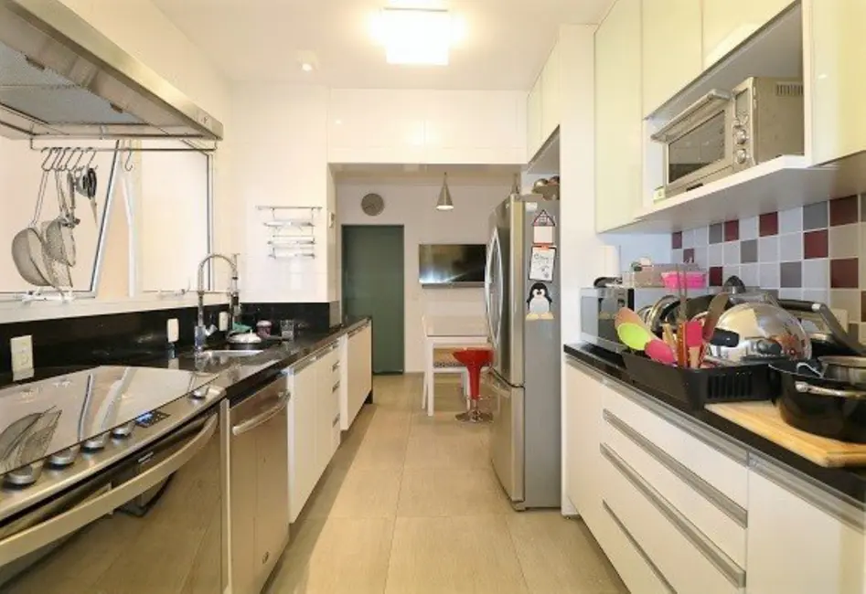 Apartamento com 4 quartos à venda, 155m2 em Moema, São Paulo - SP - imagem 7 Foto 7 de Apartamento com 4 quartos à venda, 155m2 em Moema, São Paulo - SP