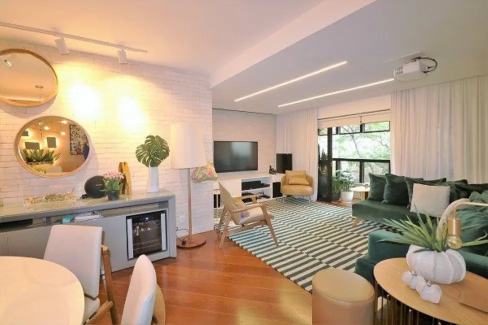 Apartamento com 4 quartos à venda, 155m2 em Moema, São Paulo - SP - imagem 8 Foto 8 de Apartamento com 4 quartos à venda, 155m2 em Moema, São Paulo - SP