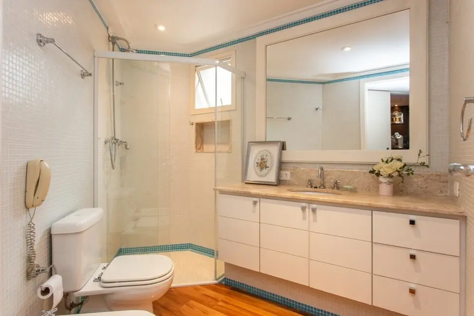 Foto 2 de Apartamento com 4 quartos à venda, 220m2 em Moema, São Paulo - SP