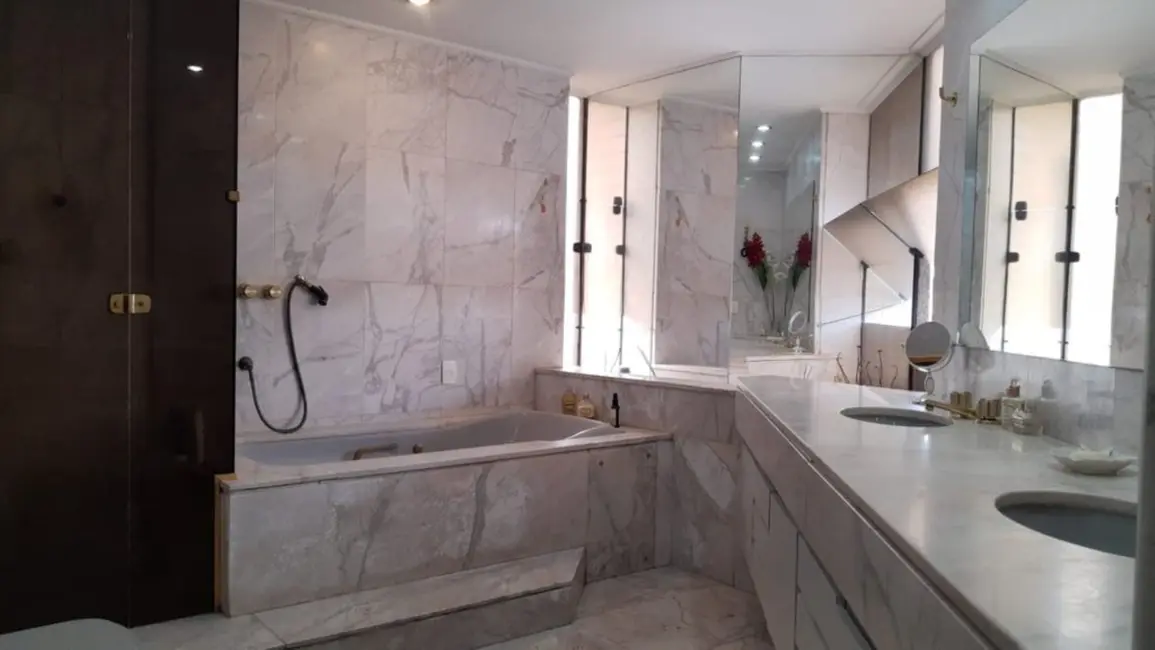 Apartamento à venda, 419m2 em Moema, São Paulo - SP - imagem 4 Foto 4 de Apartamento à venda, 419m2 em Moema, São Paulo - SP