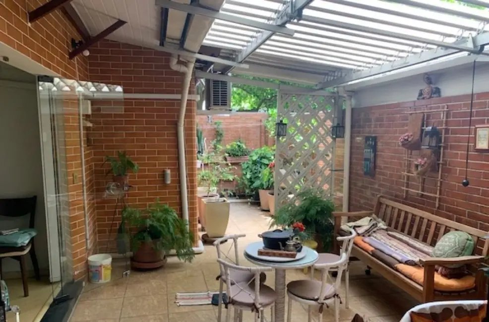 Apartamento com 2 quartos à venda, 76m2 em Moema, São Paulo - SP - imagem 1 Foto 1 de Apartamento com 2 quartos à venda, 76m2 em Moema, São Paulo - SP