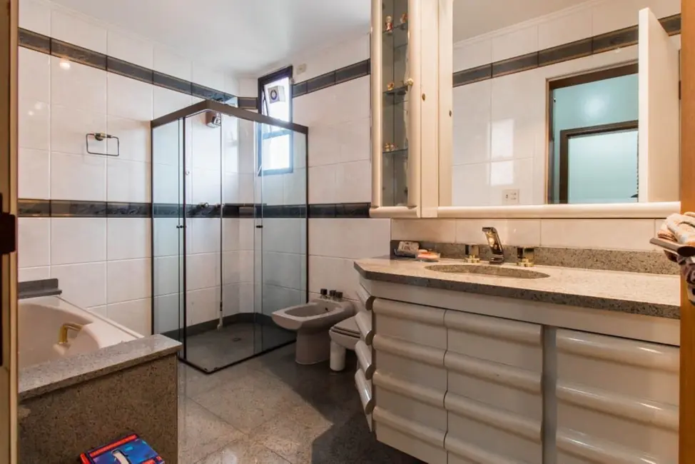 Apartamento com 4 quartos à venda, 268m2 em Moema, São Paulo - SP - imagem 2 Foto 2 de Apartamento com 4 quartos à venda, 268m2 em Moema, São Paulo - SP