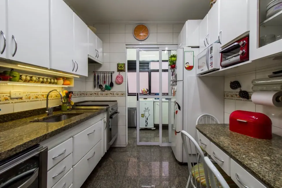 Apartamento com 3 quartos à venda, 227m2 em Moema, São Paulo - SP - imagem 6 Foto 6 de Apartamento com 3 quartos à venda, 227m2 em Moema, São Paulo - SP