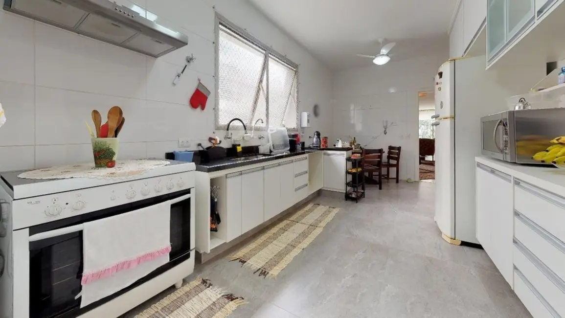 Apartamento com 3 quartos à venda, 182m2 em Moema, São Paulo - SP - imagem 8 Foto 8 de Apartamento com 3 quartos à venda, 182m2 em Moema, São Paulo - SP