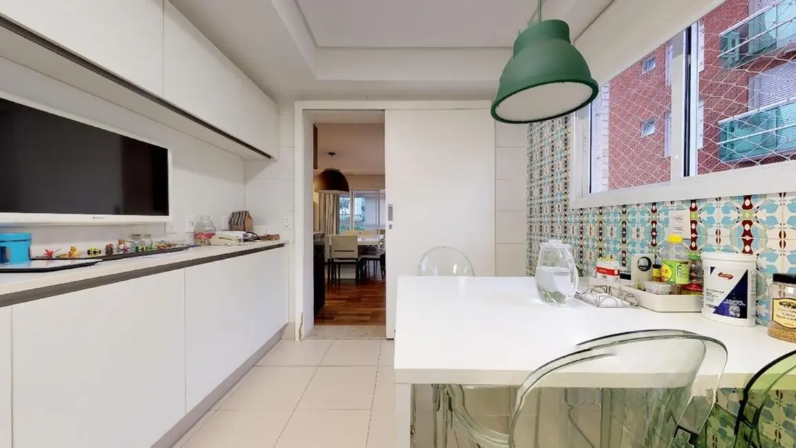 Apartamento com 4 quartos à venda, 214m2 em Moema, São Paulo - SP - imagem 9 Foto 9 de Apartamento com 4 quartos à venda, 214m2 em Moema, São Paulo - SP