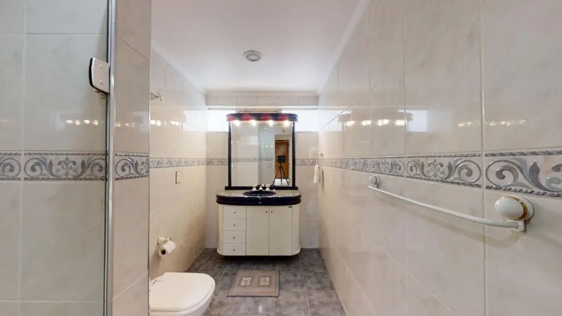Apartamento com 3 quartos à venda, 164m2 em Moema, São Paulo - SP - imagem 2 Foto 2 de Apartamento com 3 quartos à venda, 164m2 em Moema, São Paulo - SP