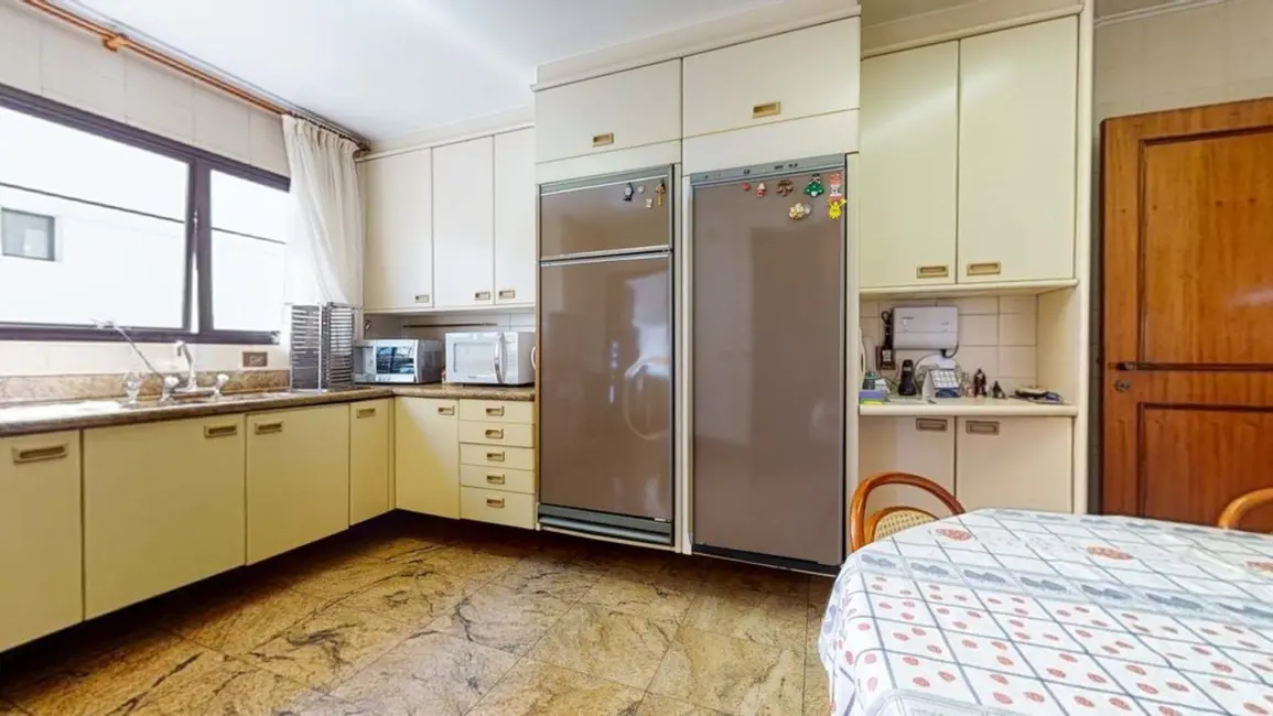 Foto 7 de Apartamento com 4 quartos à venda, 187m2 em Vila Madalena, São Paulo - SP