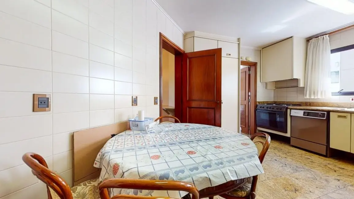 Foto 6 de Apartamento com 4 quartos à venda, 187m2 em Vila Madalena, São Paulo - SP