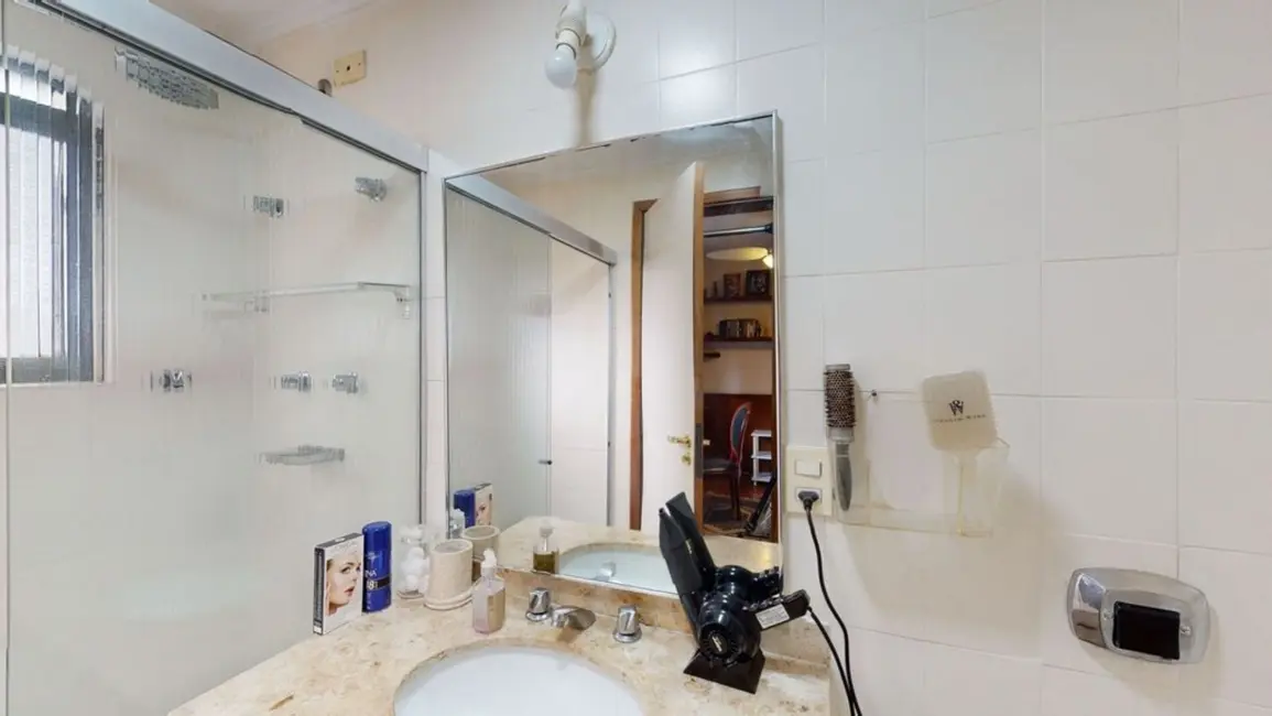 Apartamento com 4 quartos à venda, 153m2 em Vila Madalena, São Paulo - SP - imagem 5 Foto 5 de Apartamento com 4 quartos à venda, 153m2 em Vila Madalena, São Paulo - SP