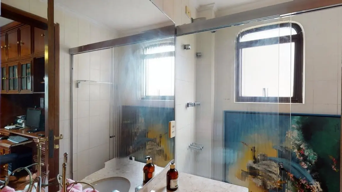 Apartamento com 4 quartos à venda, 153m2 em Vila Madalena, São Paulo - SP - imagem 3 Foto 3 de Apartamento com 4 quartos à venda, 153m2 em Vila Madalena, São Paulo - SP