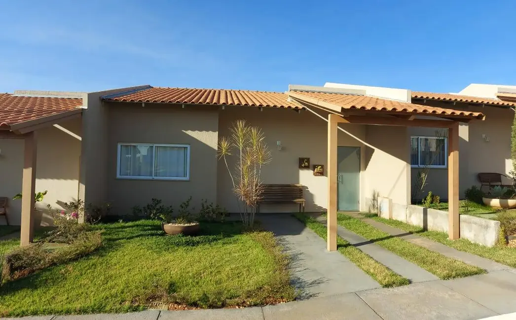 Foto 1 de Casa com 2 quartos à venda em Fazenda São Domingos, Goiania - GO