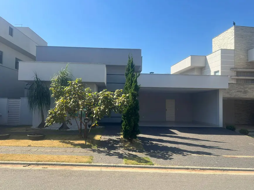 Foto 2 de Casa com 4 quartos à venda, 230m2 em Jardins Verona, Goiania - GO