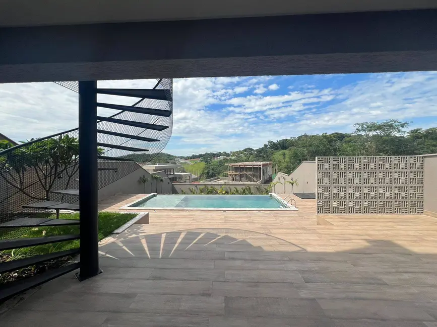 Casa com 3 quartos à venda, 254m2 em Senador Canedo - GO - imagem 6 Foto 6 de Casa com 3 quartos à venda, 254m2 em Senador Canedo - GO