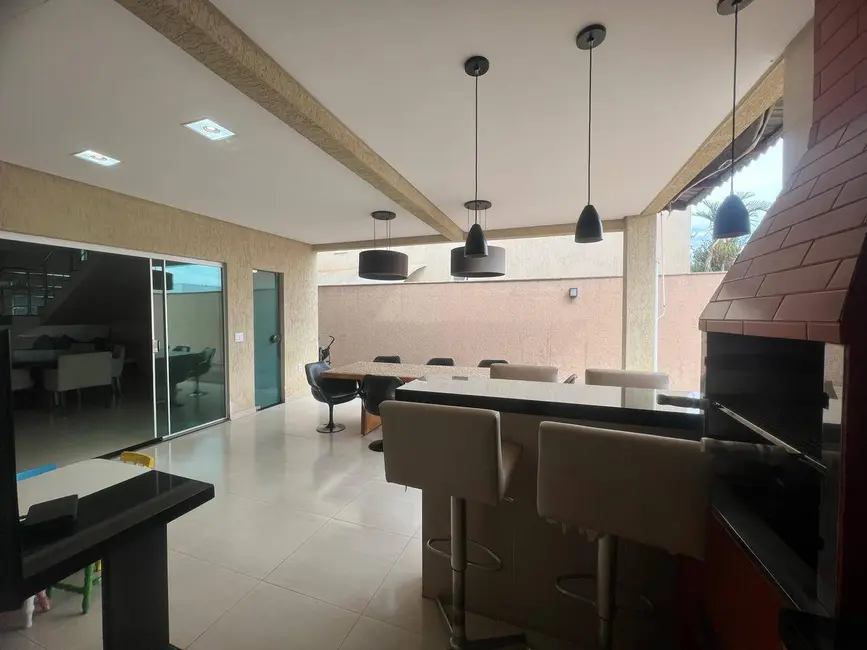 Casa com 4 quartos à venda, 283m2 em Jardins Lisboa, Goiania - GO - imagem 7 Foto 7 de Casa com 4 quartos à venda, 283m2 em Jardins Lisboa, Goiania - GO