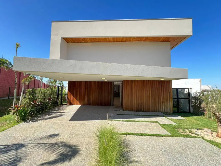 Casa com 4 quartos à venda, 314m2 em Senador Canedo - GO - imagem 3 Foto 3 de Casa com 4 quartos à venda, 314m2 em Senador Canedo - GO