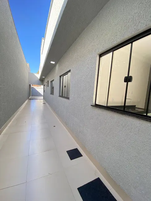 Foto 3 de Casa com 3 quartos à venda, 114m2 em Parque Itatiaia, Aparecida De Goiania - GO