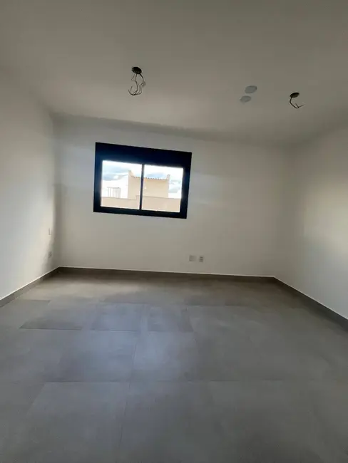 Foto 7 de Casa com 4 quartos à venda, 181m2 em Aparecida De Goiania - GO