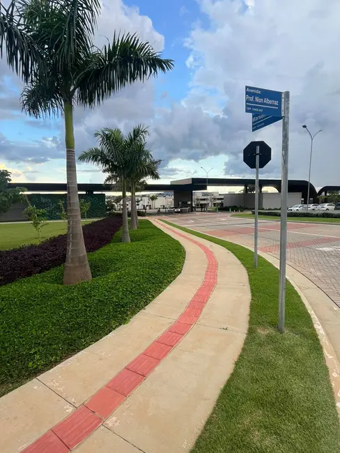 Foto 3 de Casa com 4 quartos à venda, 181m2 em Aparecida De Goiania - GO