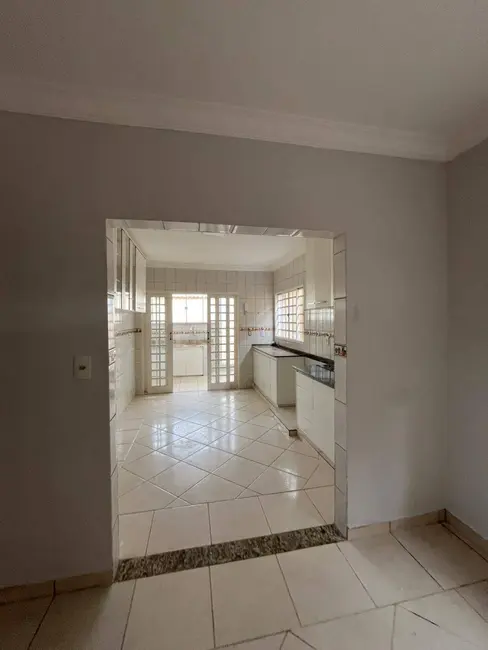 Foto 4 de Casa com 3 quartos à venda, 120m2 em Cidade Vera Cruz, Aparecida De Goiania - GO