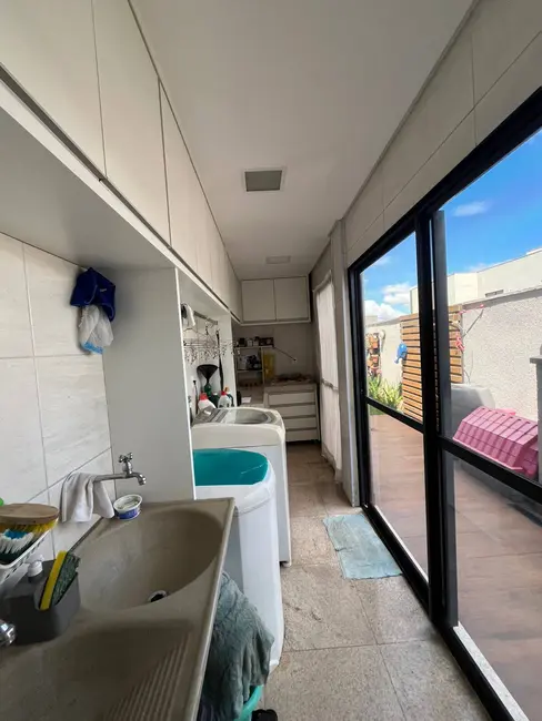 Foto 6 de Casa com 4 quartos à venda, 222m2 em Parqville Pinheiros, Aparecida De Goiania - GO