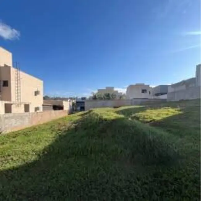 Terreno / Lote à venda, 300m2 em Senador Canedo - GO - imagem 3 Foto 3 de Terreno / Lote à venda, 300m2 em Senador Canedo - GO
