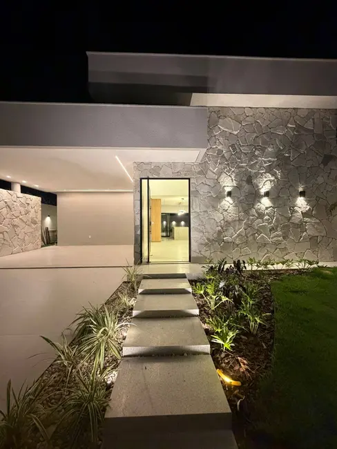 Foto 3 de Casa com 3 quartos à venda, 200m2 em Jardim Atlântico, Goiania - GO