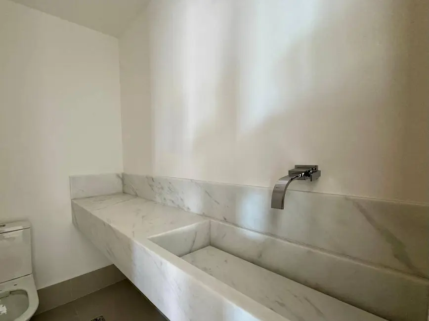 Foto 13 de Apartamento à venda, 245m2 em Setor Bueno, Goiania - GO