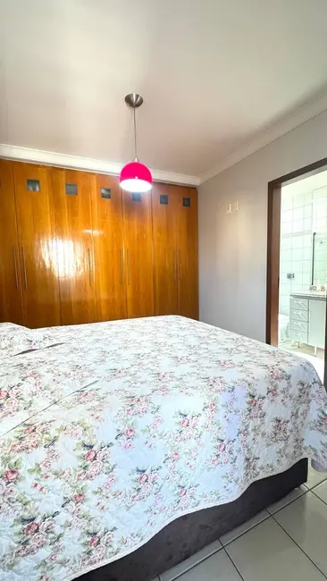 Apartamento com 3 quartos à venda, 101m2 em Setor Central, Goiania - GO - imagem 6 Foto 6 de Apartamento com 3 quartos à venda, 101m2 em Setor Central, Goiania - GO