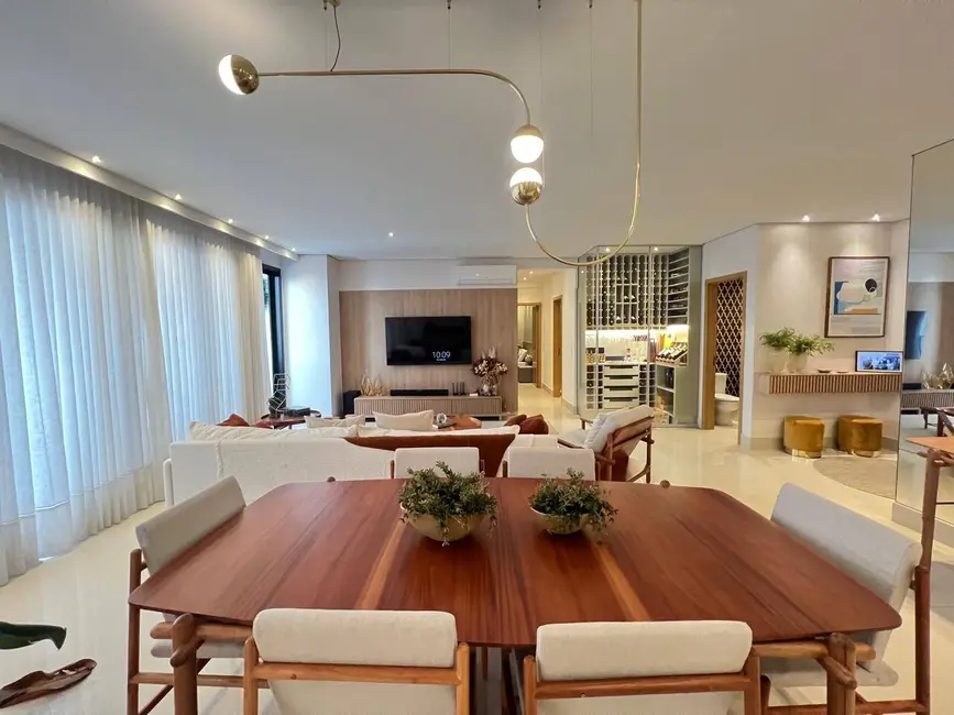 Apartamento com 3 quartos à venda, 158m2 em Setor Marista, Goiania - GO - imagem 1 Foto 1 de Apartamento com 3 quartos à venda, 158m2 em Setor Marista, Goiania - GO