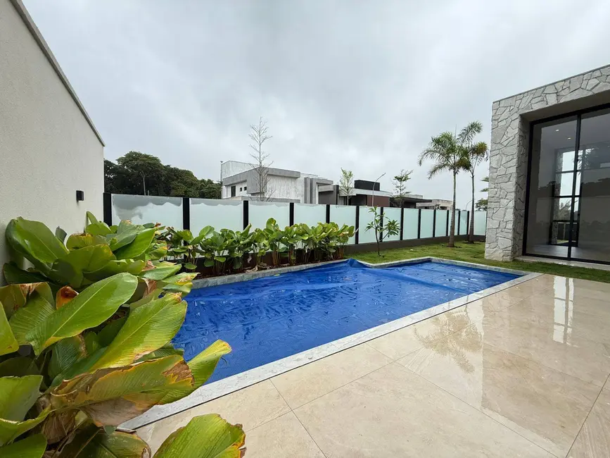 Foto 8 de Casa com 3 quartos à venda, 369m2 em Goiania - GO